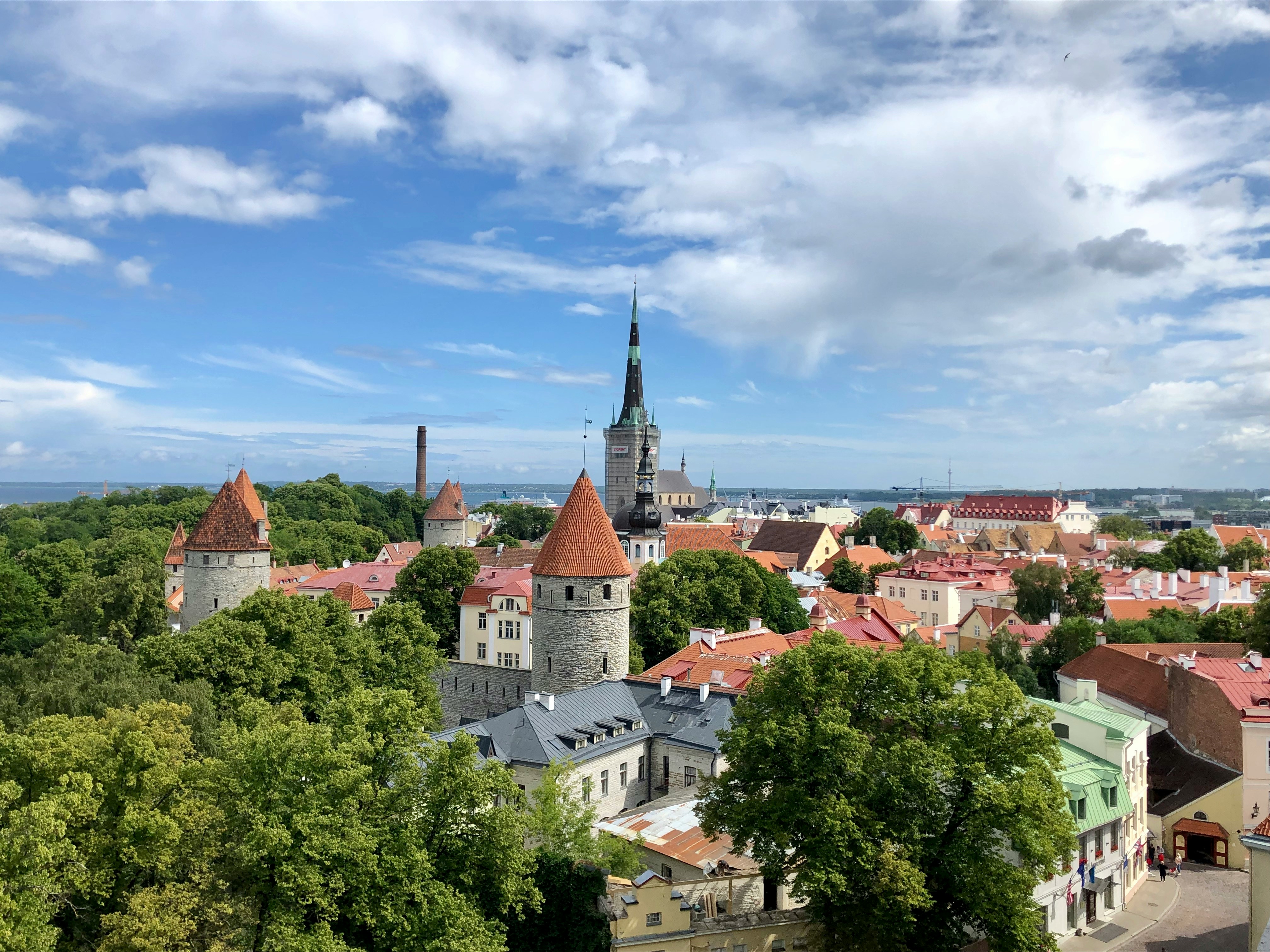 How to Set the Right Selling Price in Estonia (2025 Market Guide)